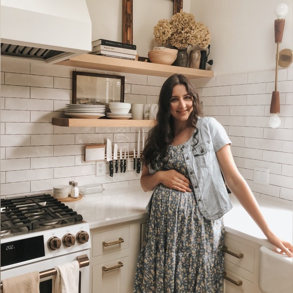 About Me 🕯🧺 - Picture 6 of 7